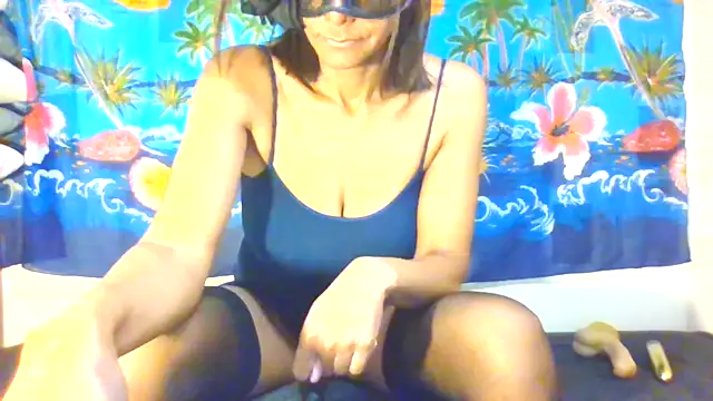 laetitiafun online show from 10, 3, 2025