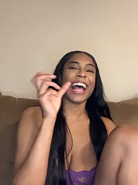 CandyLuxxxx online show from 6, 12, 2024