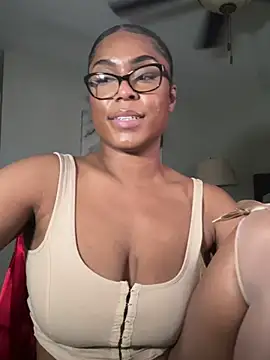 CandyLuxxxx online show from 1, 3, 2025