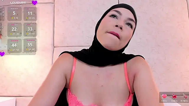 aisha vs online show from 20, 3, 2025