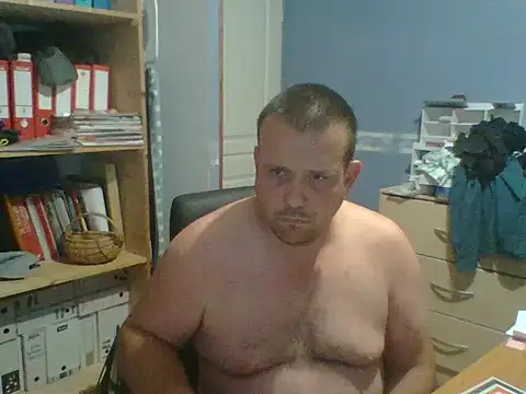 manubm03 online show from 28, 6, 2026