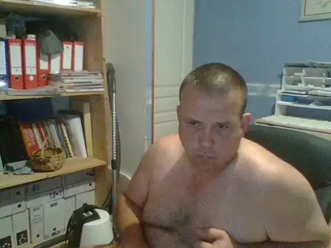 manubm03 online show from 25, 7, 2026