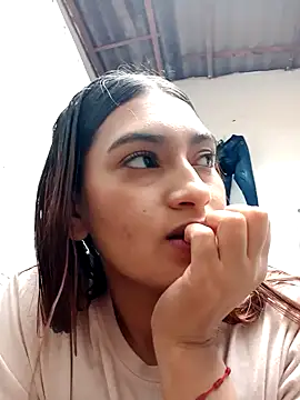 Snapshot of annie-19 chatting on 10, 2, 2025 annie-19 online show from 10, 2, 2025