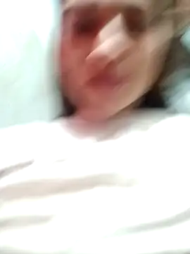 Snapshot of annie-19 chatting on 22, 2, 2025 annie-19 online show from 22, 2, 2025