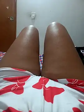 Snapshot of annie-19 chatting on 24, 9, 2025 annie-19 online show from 24, 9, 2025