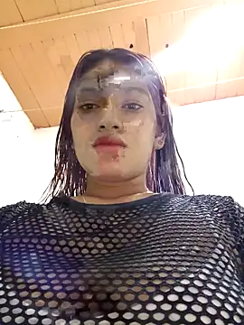 Snapshot of annie-19 chatting on 21, 10, 2025 annie-19 online show from 21, 10, 2025