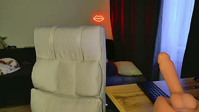 MishaMILF online show from 13, 12, 2024