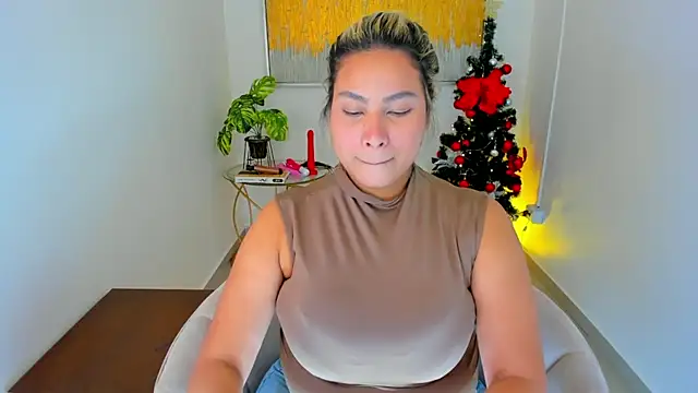 Carlota peach online show from 4, 1, 2025