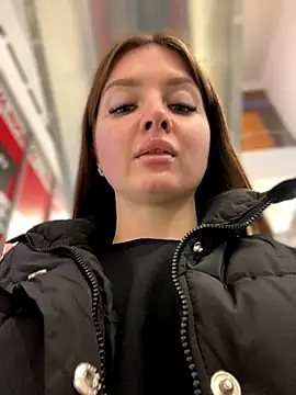 Snapshot of KrisMagnoly chatting on 29, 10, 2025 KrisMagnoly online show from 29, 10, 2025