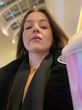 Snapshot of KrisMagnoly chatting on 8, 11, 2025 KrisMagnoly online show from 8, 11, 2025