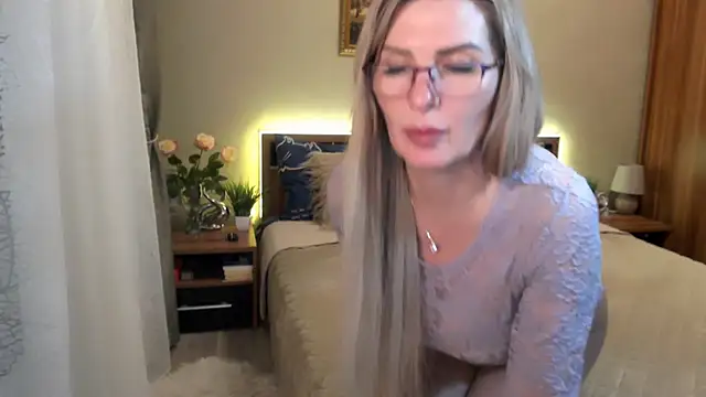 sensualEmilia online show from 12, 3, 2025