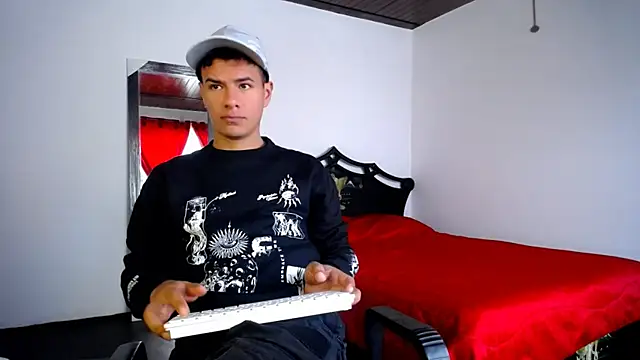 Snapshot of Deiby_casas chatting on 14, 1, 2025 Deiby casas online show from 14, 1, 2025