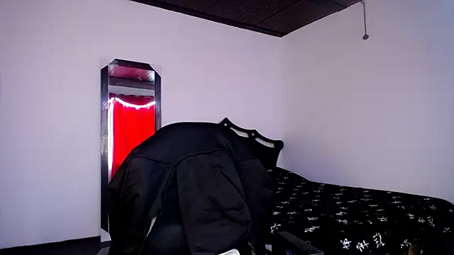 Snapshot of Deiby_casas chatting on 25, 1, 2025 Deiby casas online show from 25, 1, 2025