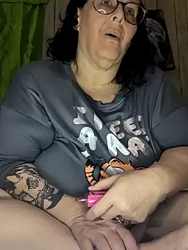 davisdesiresxh online show from 17, 12, 2024