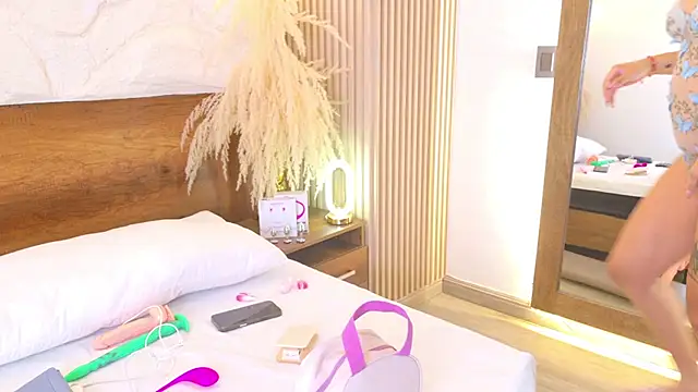 dojacandice online show from 6, 8, 2026