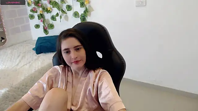 Snapshot of tania_sweet__ chatting on 22, 3, 2025 tania sweet   online show from 22, 3, 2025