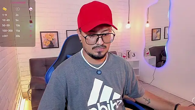 Snapshot of DaviidEvans_ chatting on 10, 9, 2025 DaviidEvans online show from 10, 9, 2025