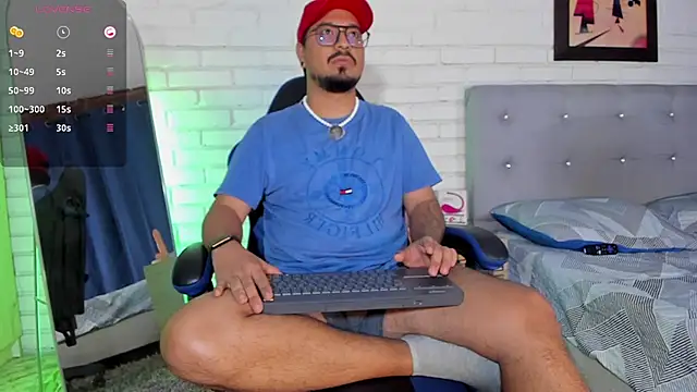 Snapshot of DaviidEvans_ chatting on 21, 9, 2025 DaviidEvans online show from 21, 9, 2025