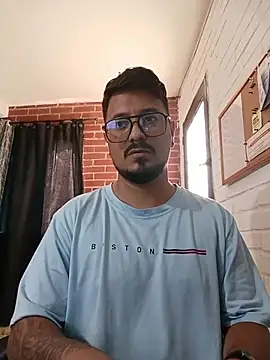 Snapshot of DaviidEvans_ chatting on 18, 10, 2025 DaviidEvans online show from 18, 10, 2025