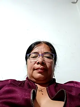   valentina18 online show from 12, 12, 2024