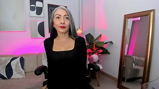 Snapshot of _Nicoletteshea_ chatting on 2, 8, 2026 Nicoletteshea online show from 2, 8, 2026
