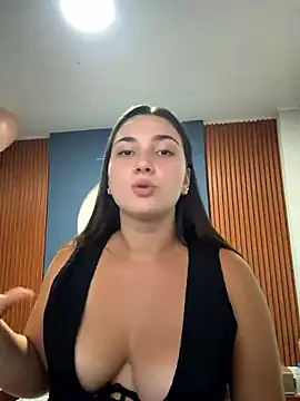 Snapshot of ava_blue chatting on 13, 3, 2025 ava blue online show from 13, 3, 2025