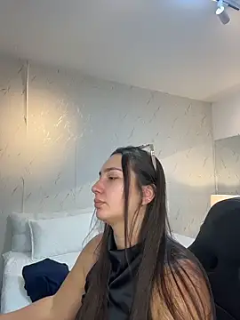 ava blue online show from 4, 7, 2026