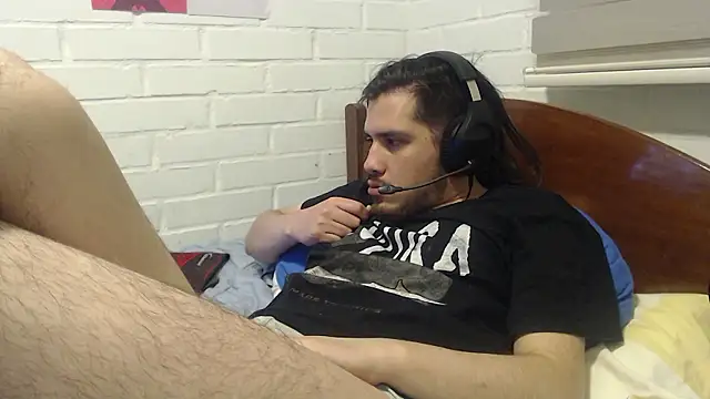 Snapshot of hung_weeb chatting on 2, 12, 2024 hung weeb online show from 2, 12, 2024