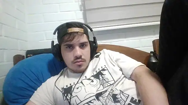 Snapshot of hung_weeb chatting on 9, 2, 2025 hung weeb online show from 9, 2, 2025