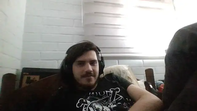 Snapshot of hung_weeb chatting on 8, 3, 2025 hung weeb online show from 8, 3, 2025