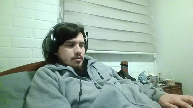 hung weeb online show from 7, 8, 2026