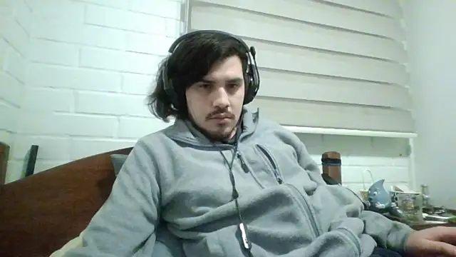 hung weeb online show from 8, 8, 2026