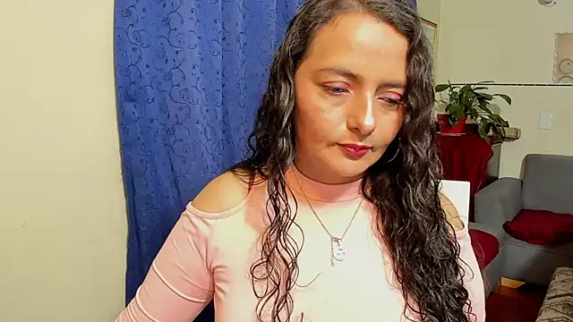 emma luxy online show from 27, 9, 2025