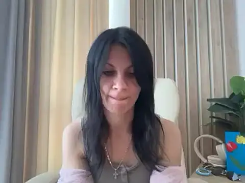 Snapshot of InjaAtHome chatting on 24, 6, 2026 InjaAtHome online show from 24, 6, 2026