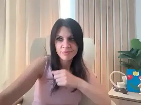 Snapshot of InjaAtHome chatting on 27, 6, 2026 InjaAtHome online show from 27, 6, 2026