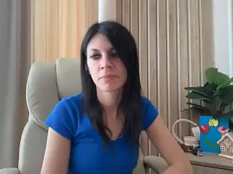 Snapshot of InjaAtHome chatting on 28, 6, 2026 InjaAtHome online show from 28, 6, 2026