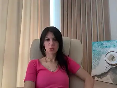 Snapshot of InjaAtHome chatting on 3, 7, 2026 InjaAtHome online show from 3, 7, 2026