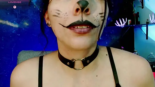 Snapshot of julieth_sex1 chatting on 4, 8, 2026 julieth sex1 online show from 4, 8, 2026