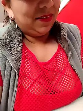 Snapshot of Alyona21 chatting on 16, 12, 2024 Alyona21 online show from 16, 12, 2024