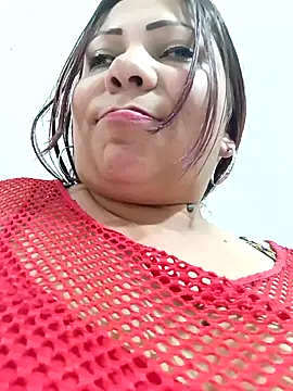 Snapshot of Alyona21 chatting on 6, 2, 2025 Alyona21 online show from 6, 2, 2025