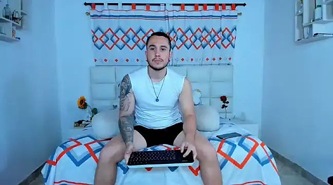 Snapshot of juan__jimenez chatting on 11, 12, 2024 juan  jimenez online show from 11, 12, 2024