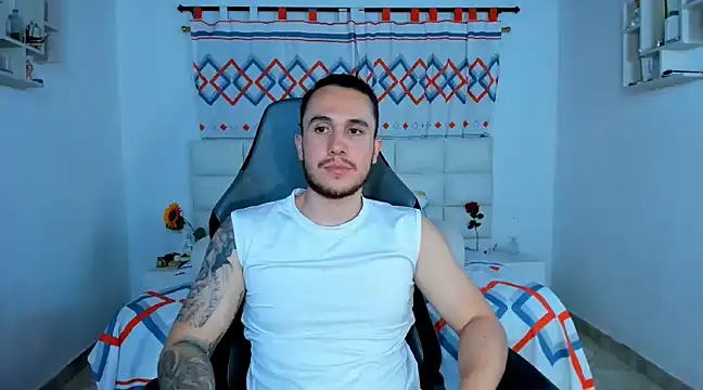 Snapshot of juan__jimenez chatting on 12, 12, 2024 juan  jimenez online show from 12, 12, 2024