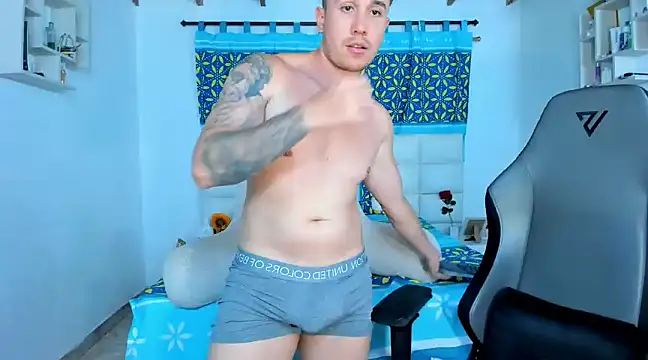 Snapshot of juan__jimenez chatting on 18, 1, 2025 juan  jimenez online show from 18, 1, 2025