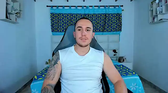 Snapshot of juan__jimenez chatting on 4, 2, 2025 juan  jimenez online show from 4, 2, 2025