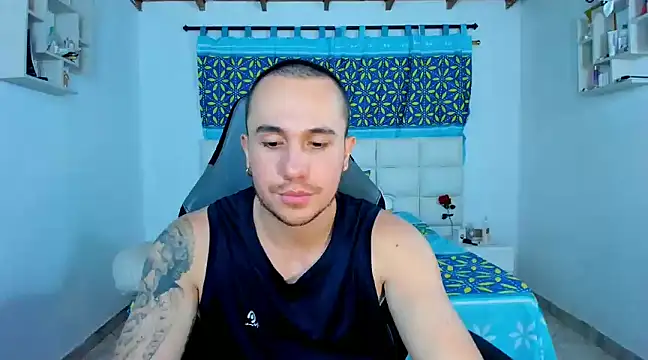 Snapshot of juan__jimenez chatting on 5, 2, 2025 juan  jimenez online show from 5, 2, 2025