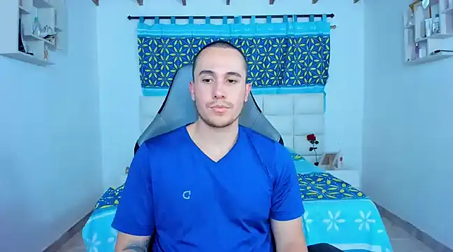 Snapshot of juan__jimenez chatting on 8, 2, 2025 juan  jimenez online show from 8, 2, 2025