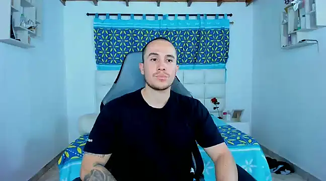 Snapshot of juan__jimenez chatting on 18, 2, 2025 juan  jimenez online show from 18, 2, 2025