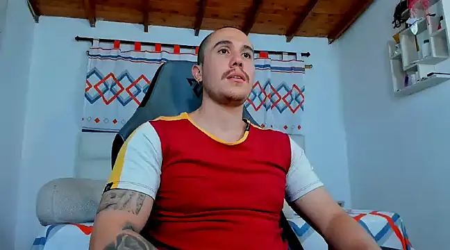 Snapshot of juan__jimenez chatting on 9, 3, 2025 juan  jimenez online show from 9, 3, 2025