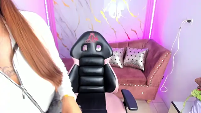 Snapshot of Nasha_abby chatting on 23, 7, 2026 Nasha abby online show from 23, 7, 2026
