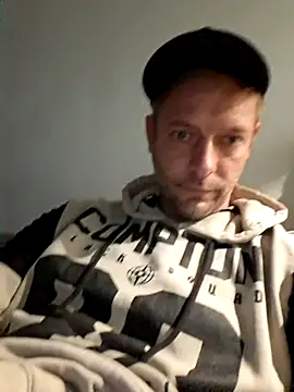 Snapshot of Percy_ohv chatting on 28, 9, 2025 Percy ohv online show from 28, 9, 2025